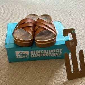 Reef Cushion Bloom High sandal